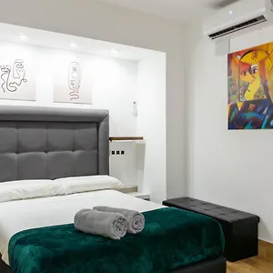 https://ilustre-rooms-center.1costadelsol.com